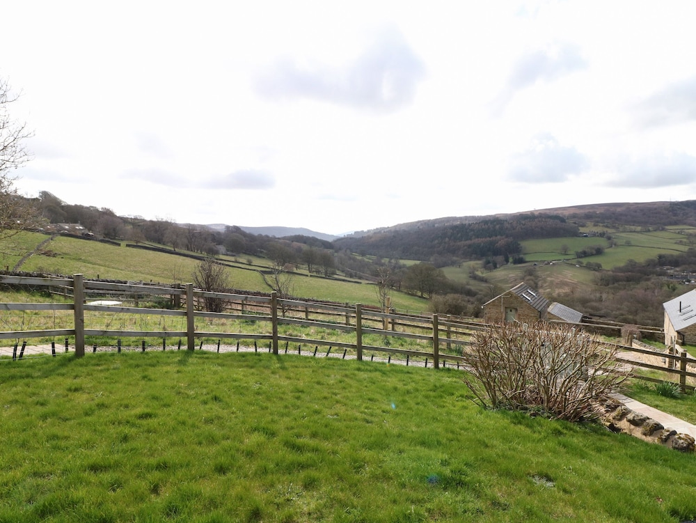 Broadwood Barn