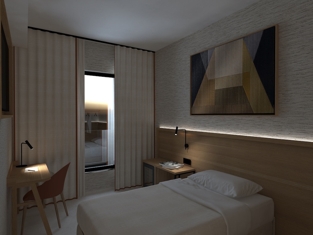 IL LEON D'ORO HOTEL BARI – BY FARACE HOTELS
