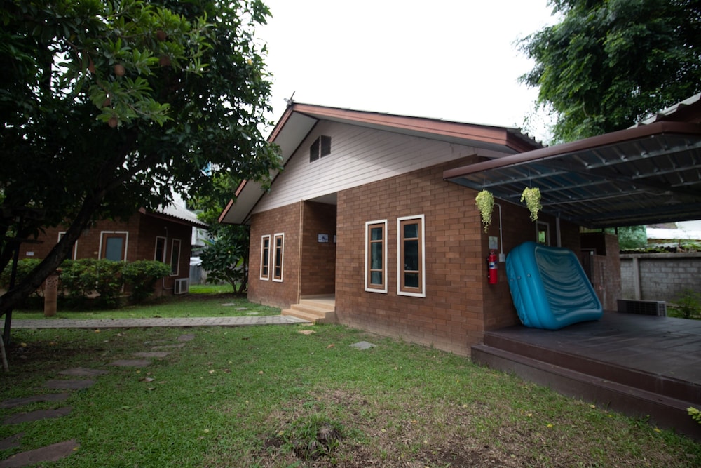 GongKaew HuenKum Hotel