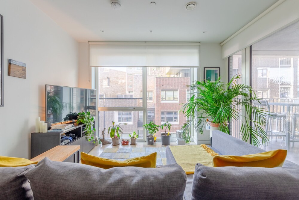Bright Flat in Elephant & Castle