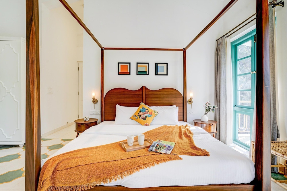 Villa in Siolim Near Morjim Beach