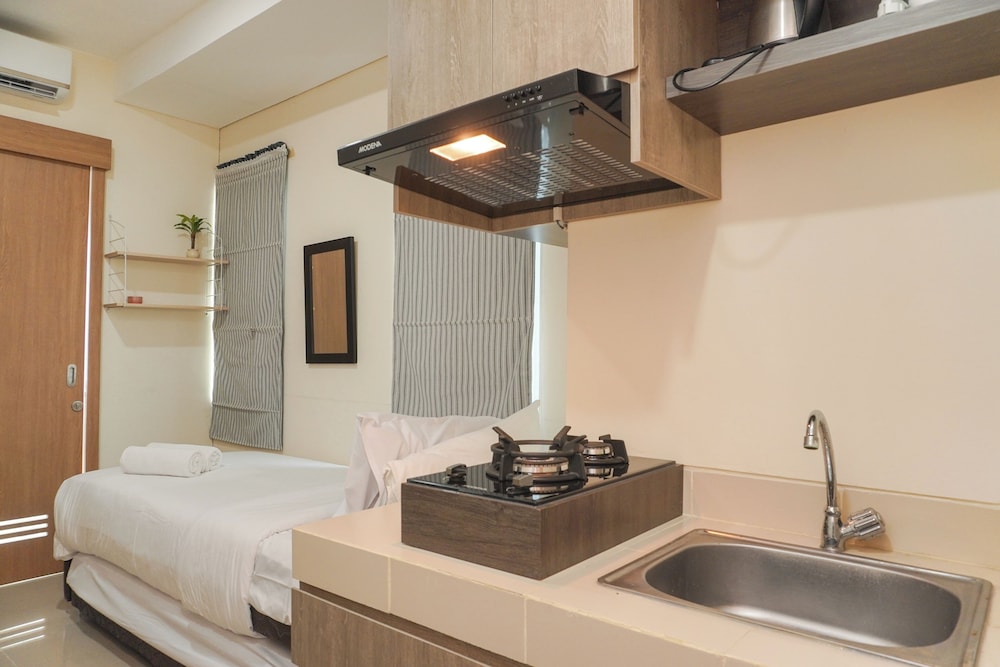 Good Deal And Restful Studio Apartment B Residence