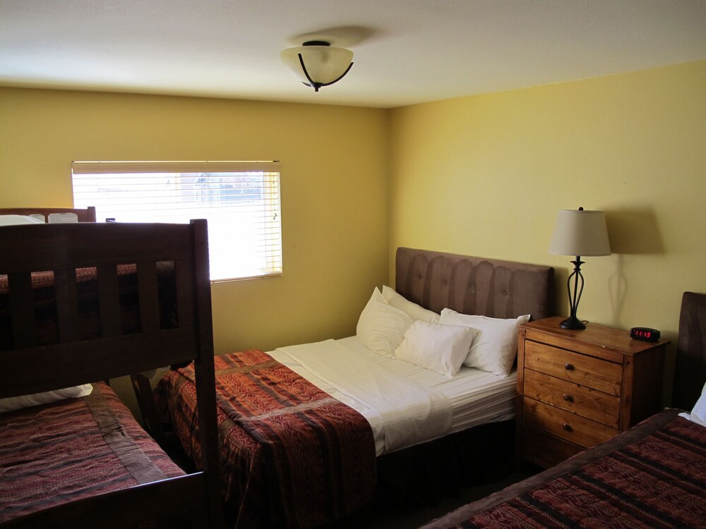 Convict Lake Resort
