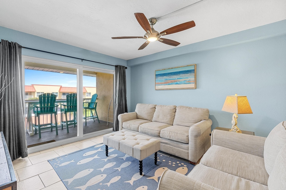 Point East 320