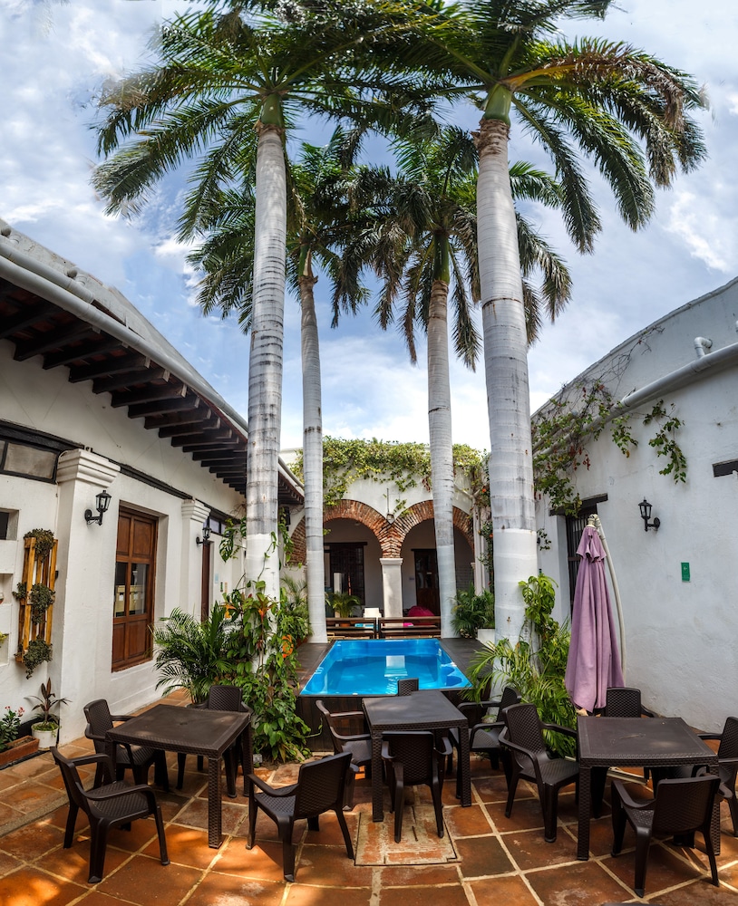 La Villana Hostel