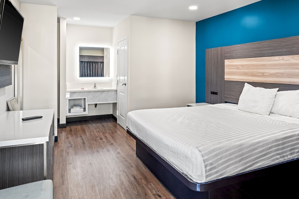 La Mirage Inn - Long Beach