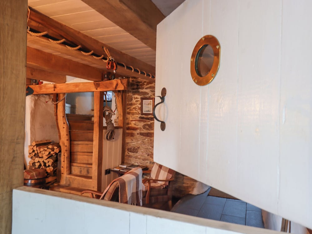 Alpha Cottage