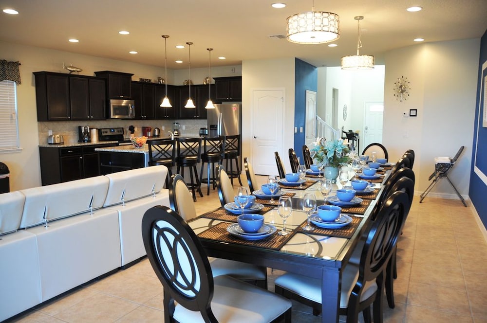 Shv1205ha - 8 Bedroom Villa In Windsor At Westside, Sleeps Up To 18, Just 7 Miles To Disney