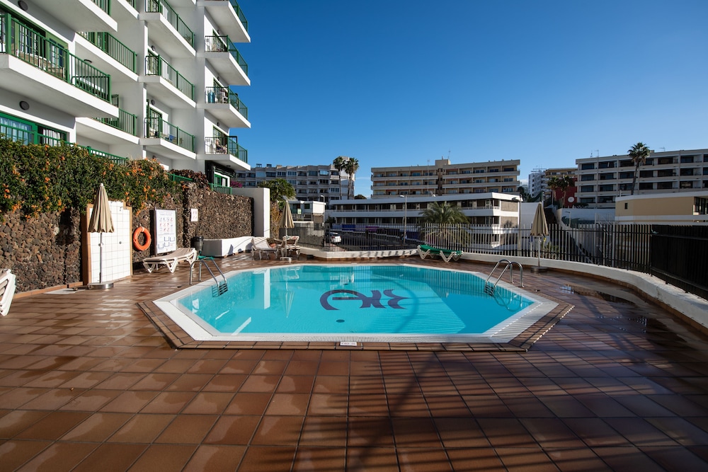 Hotel Apartamentos Don Diego - Image 1