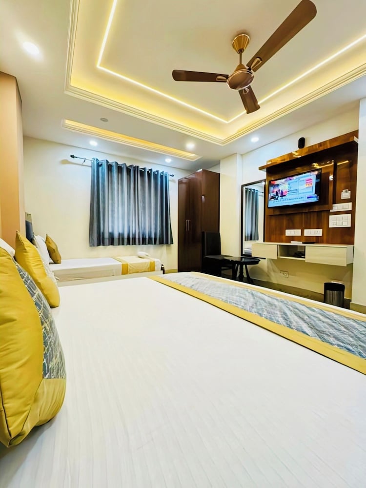 Hotel Satwa 29