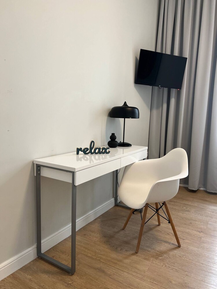Ma Maison Acropolis Mansion 3bdr Suite N 6 400mbps