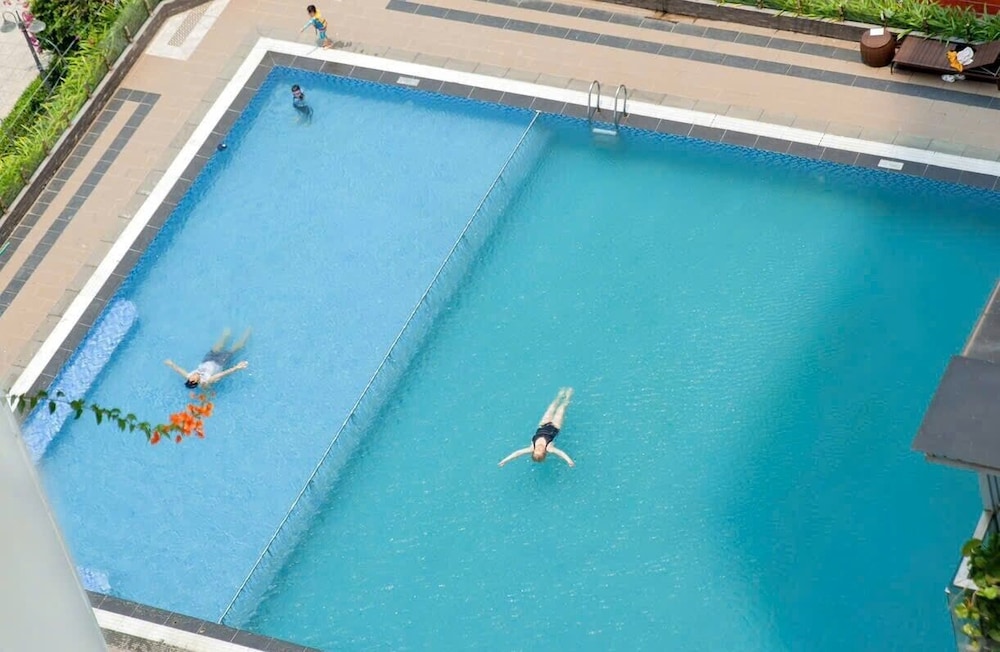 Monarchy Luxury Serviced Apartments
