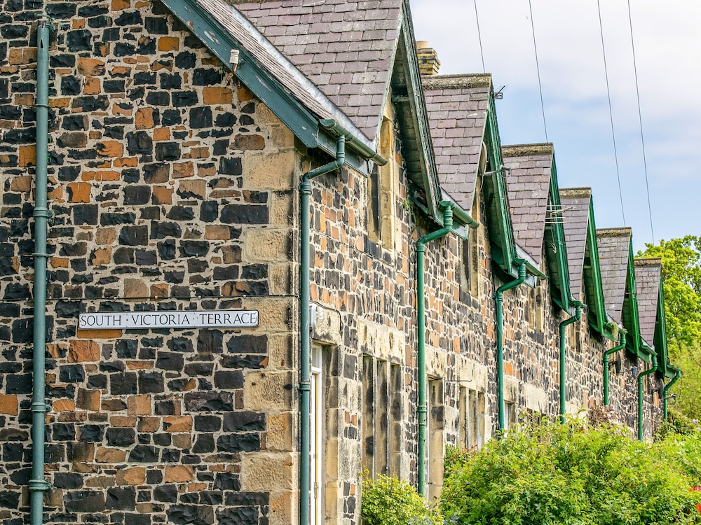 Elliot Cottage