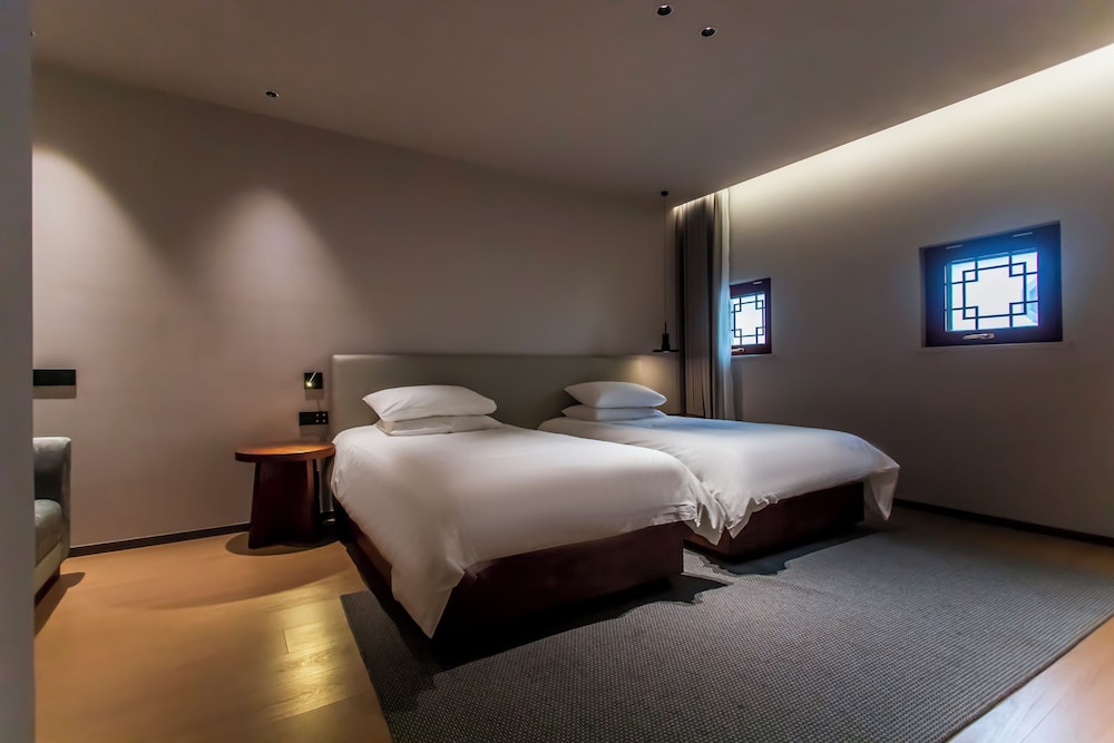 Wu Yi Creekside Homestay