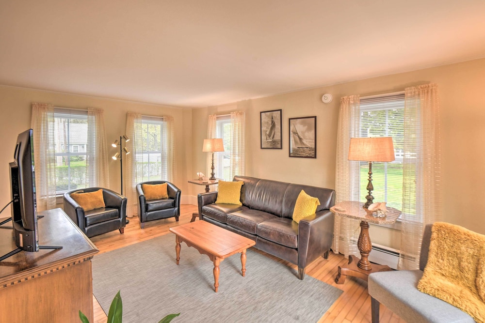 Kennebunk Home w/ Yard < 1 Mile to Dock Square! - Property Image 21