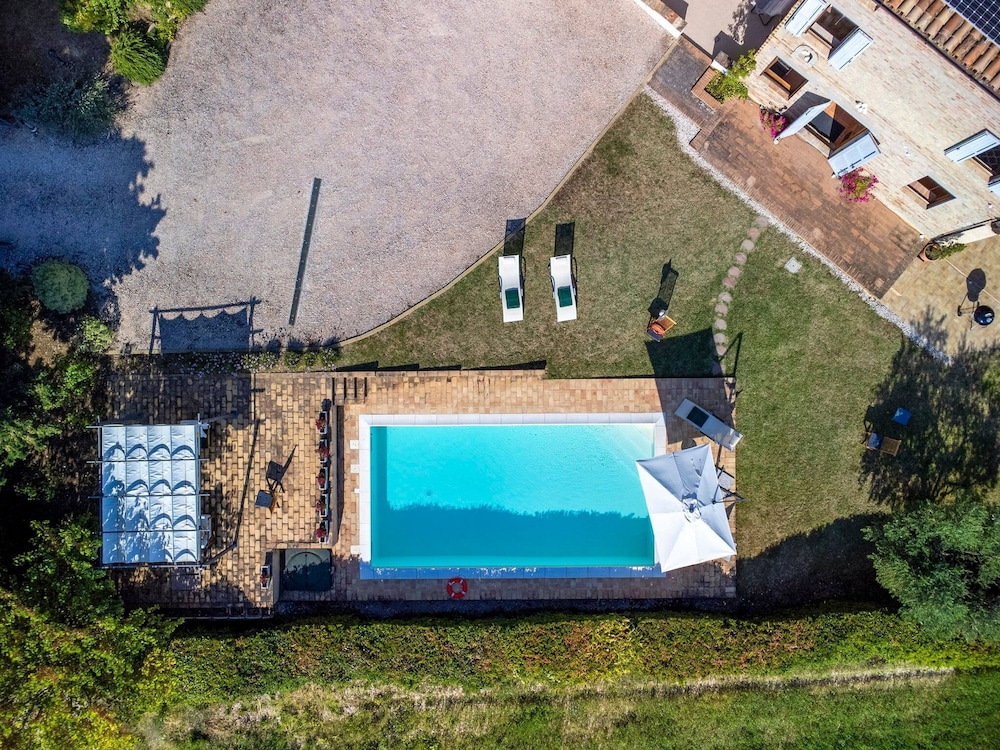 Casa Felicita 8 by Marche Holiday Villas