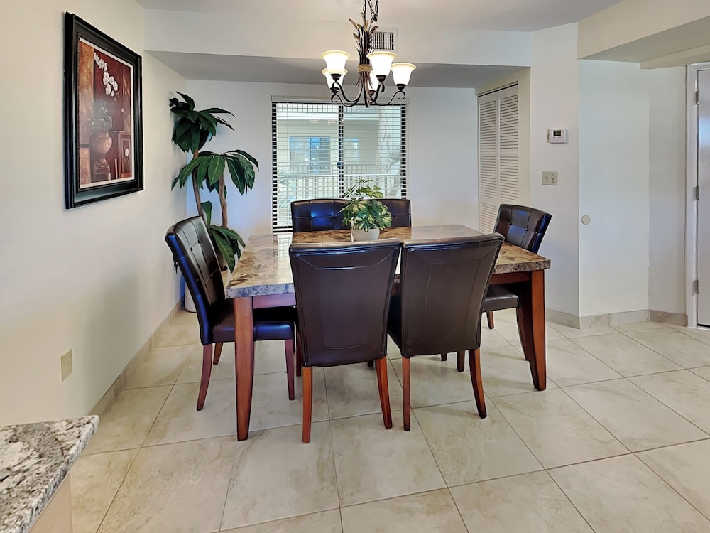 Santa Maria 208 by Distinctive Beach Rentals