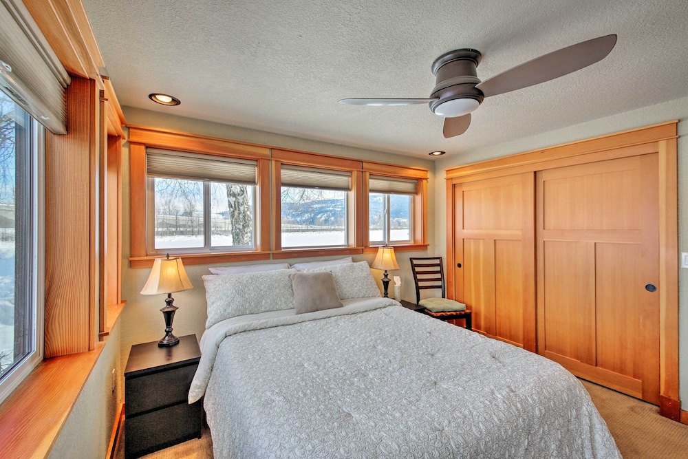 Sandpoint Vacations - Lake Pend Oreille Condo w/ Porch  Mountain View! - Property Image 17