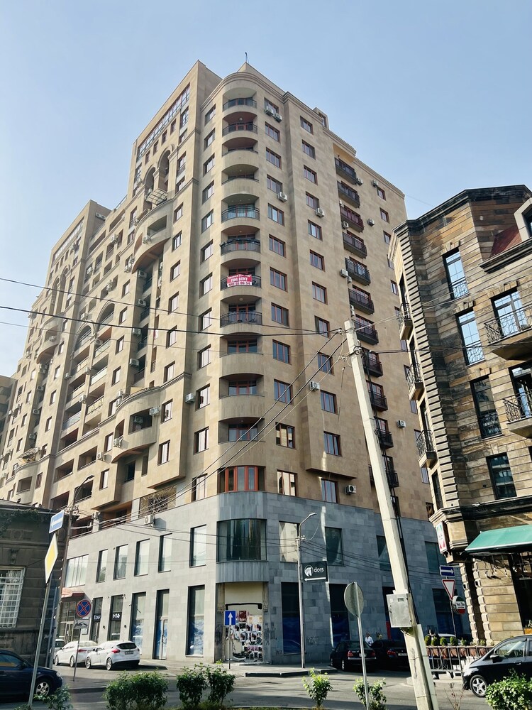 Ararat View 2-bedroom 2-bathroom Luxury Apartments by Sweet Home