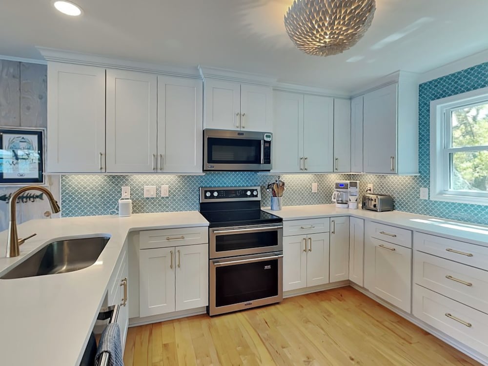 The Hydeaway by Topsail Realty