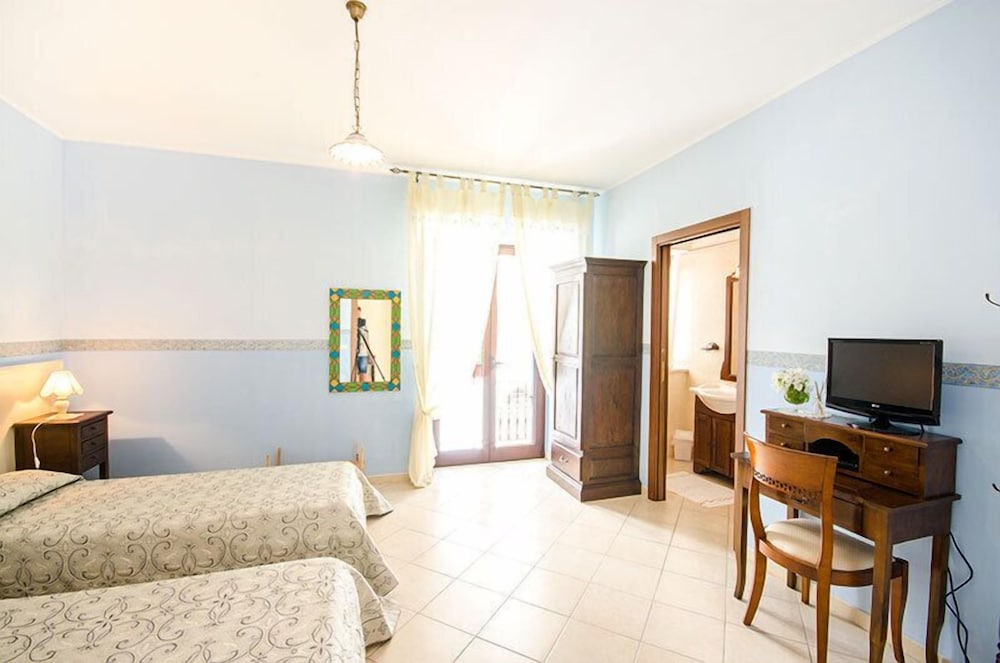 Iris Bed and Breakfast
