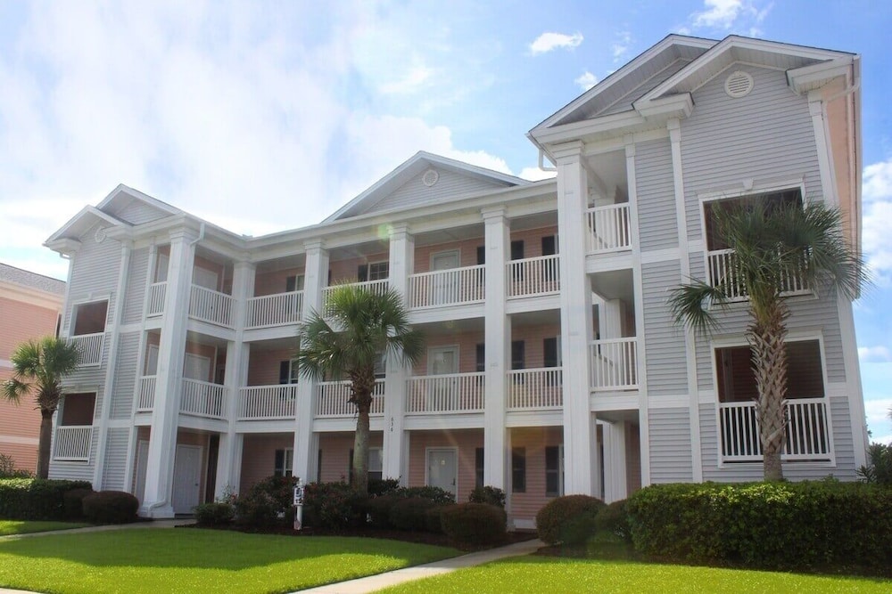 Waterway Village 17h 2 Bedroom Condo
