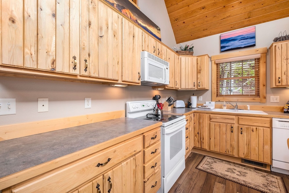 Solitude Condos - Estes Park CO