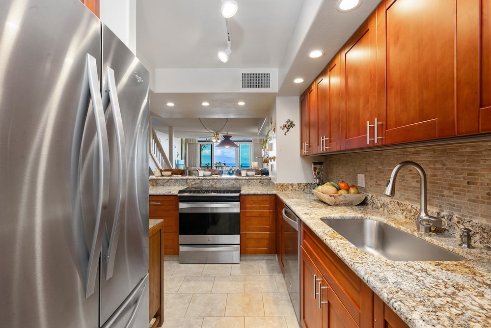 Kahana Villa E609 in Lahaina