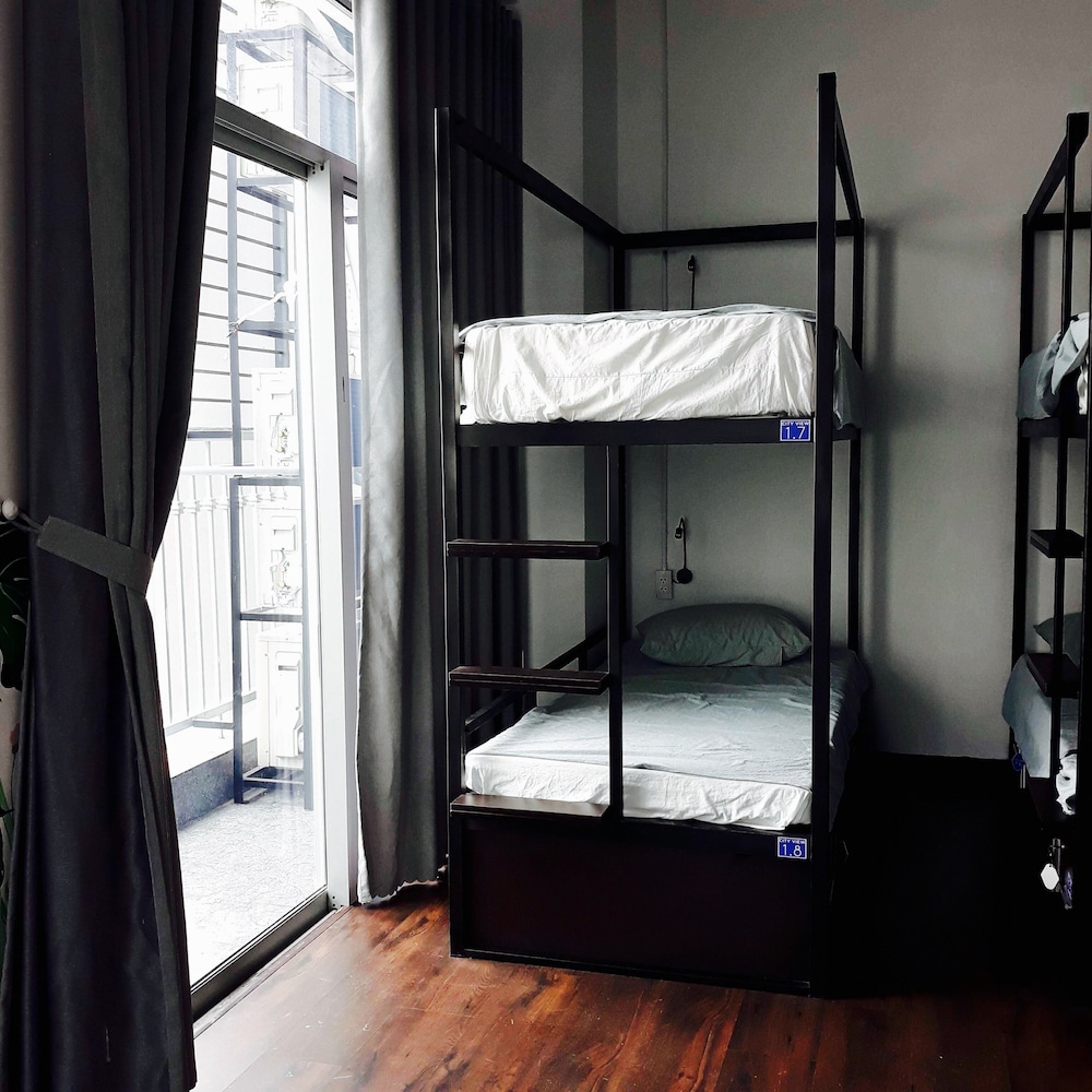 Penthouse Hostel & Spa