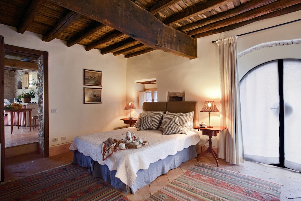 Borgo della Marmotta - Farm Home
