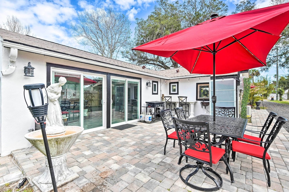 Florida Getaway w/ Patio ~ 3 Mi to Beaches! view 4