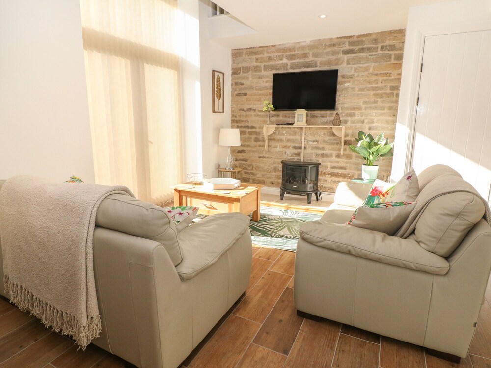Holly Cottage