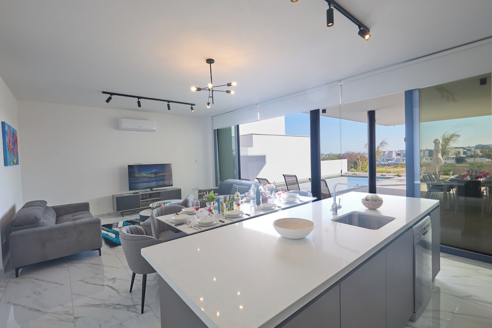 Protaras Aqua Pearl Villa Aq12