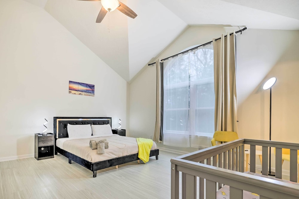 Scranton Vacations - Pocono Summit Home: Game Room  Lake Access! - Property Image 3