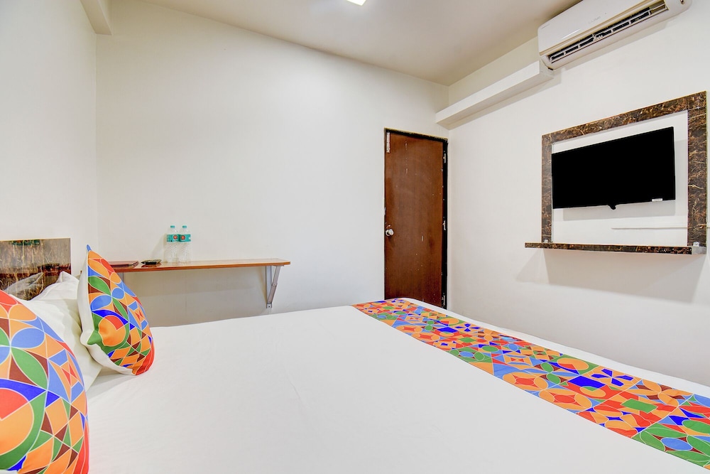 Fabhotel World King