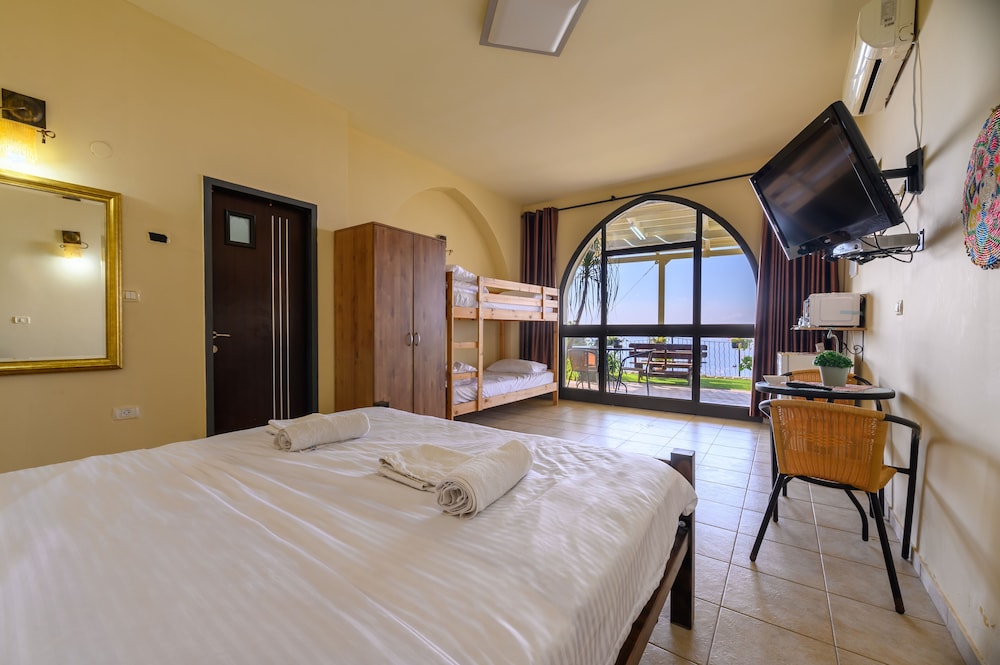 Photo 40