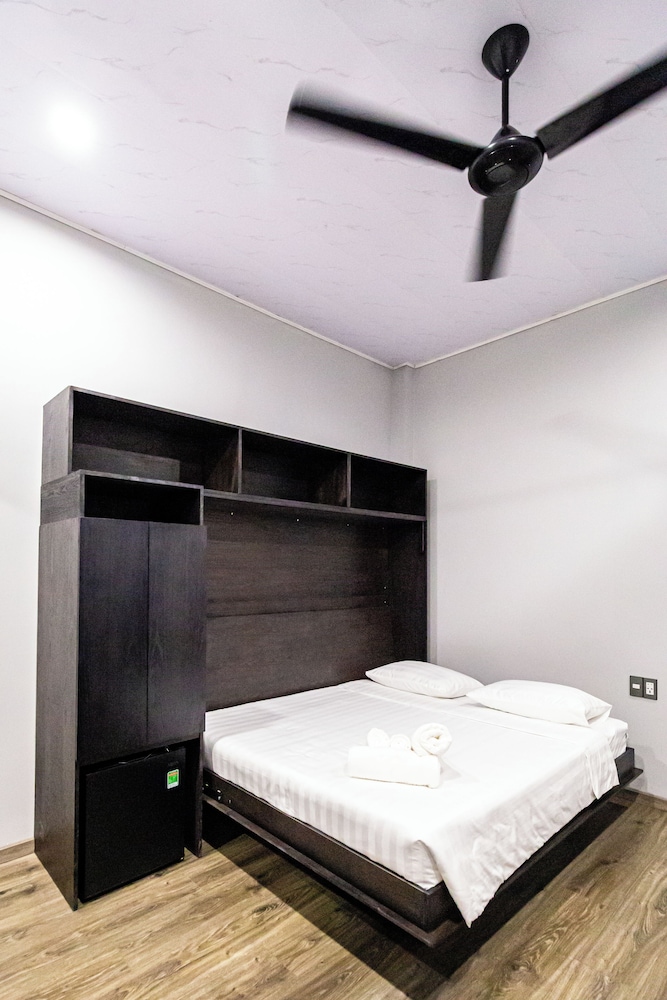 Awenasa by Livinginn