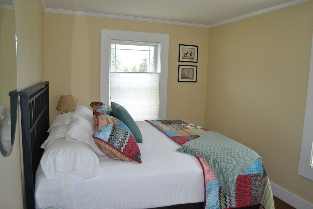 River Rock Cottages