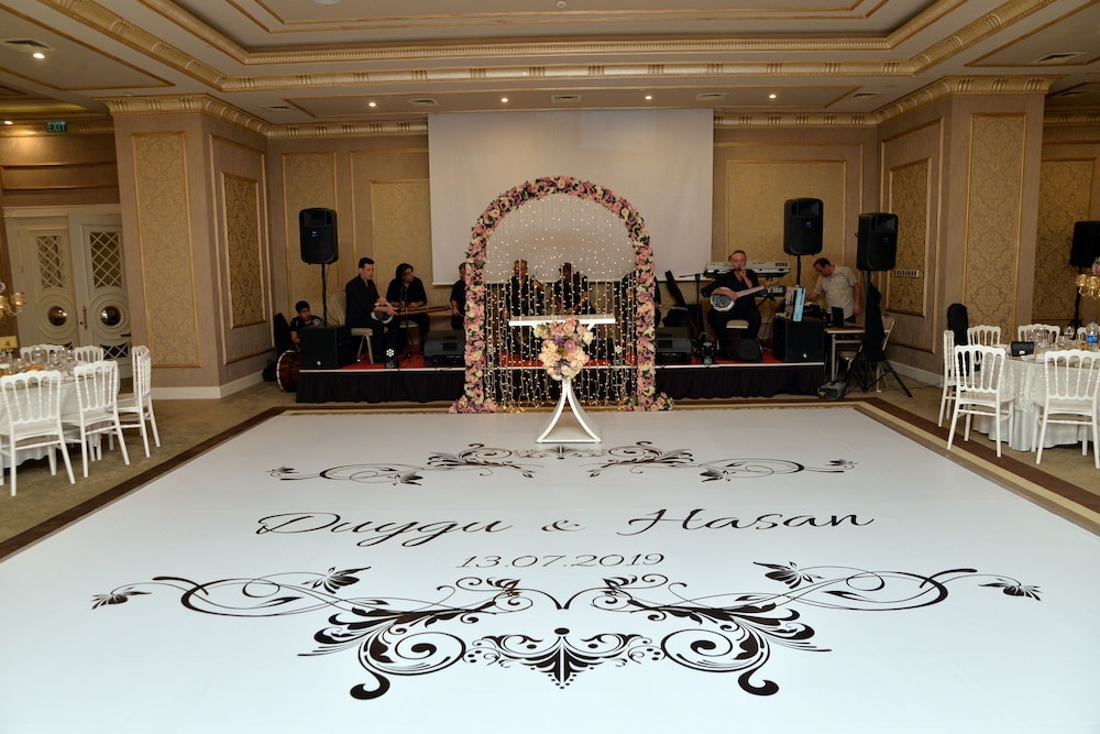 Euro Park Hotel - Image 32