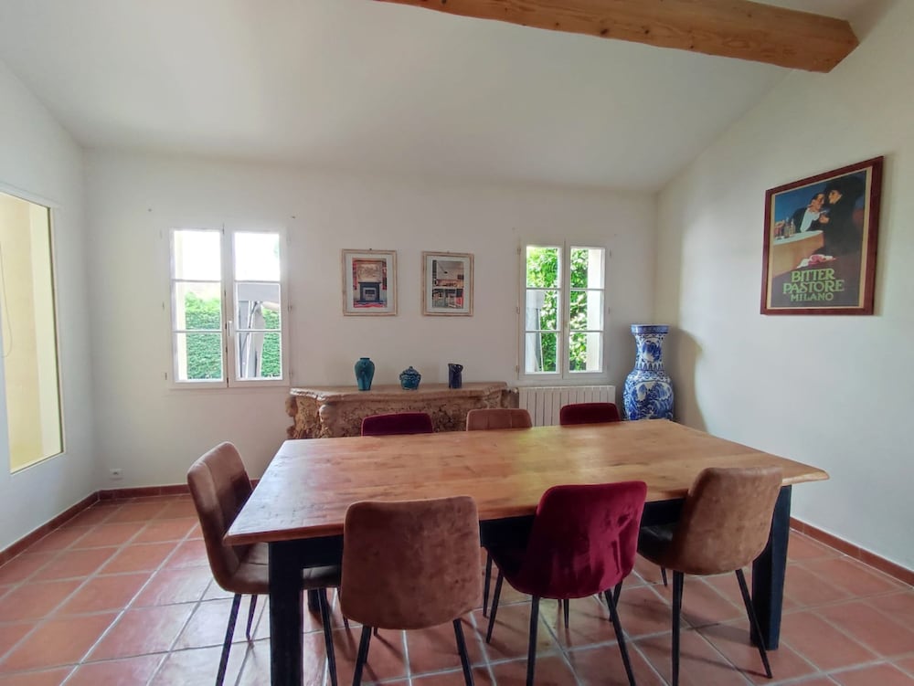 Villa - Pool - 3 Bedrooms - Garden