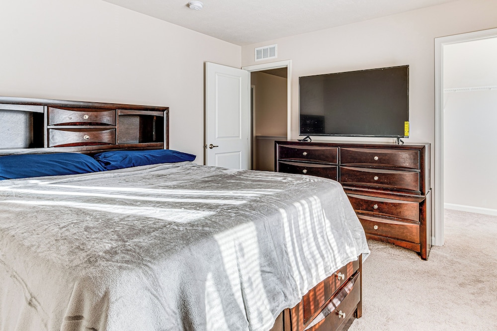 15 Mi to Dtwn Indianapolis: Family-friendly Home!