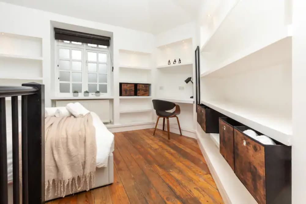 Bright & Stylish Loft Flat - Stoke Newington!