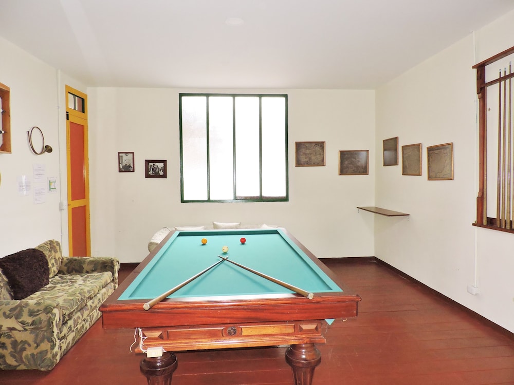 Golden Frog Mountain Hostel