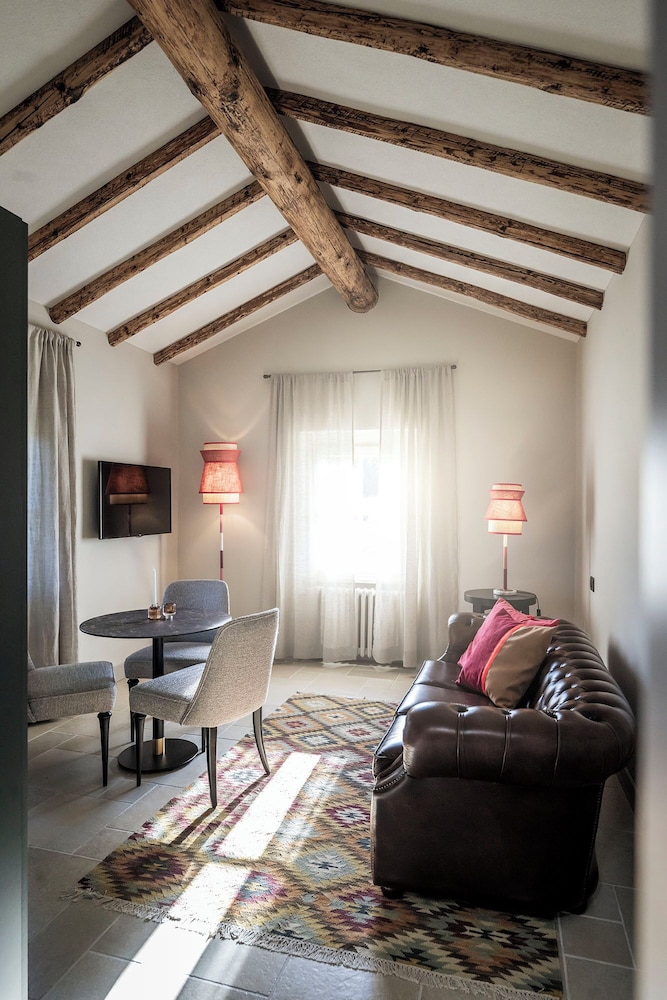 GIUS La Damaglück Boutique Guesthouse