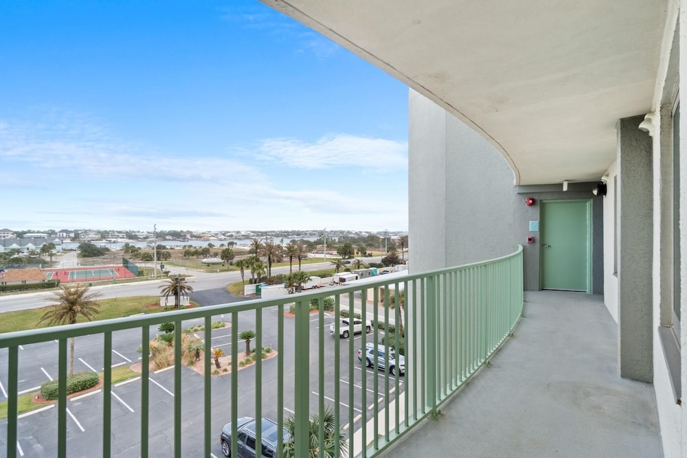 Perdido Towers East 503