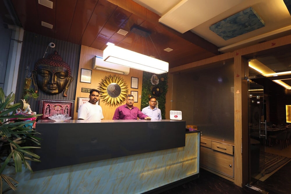 HOTEL SRG INN