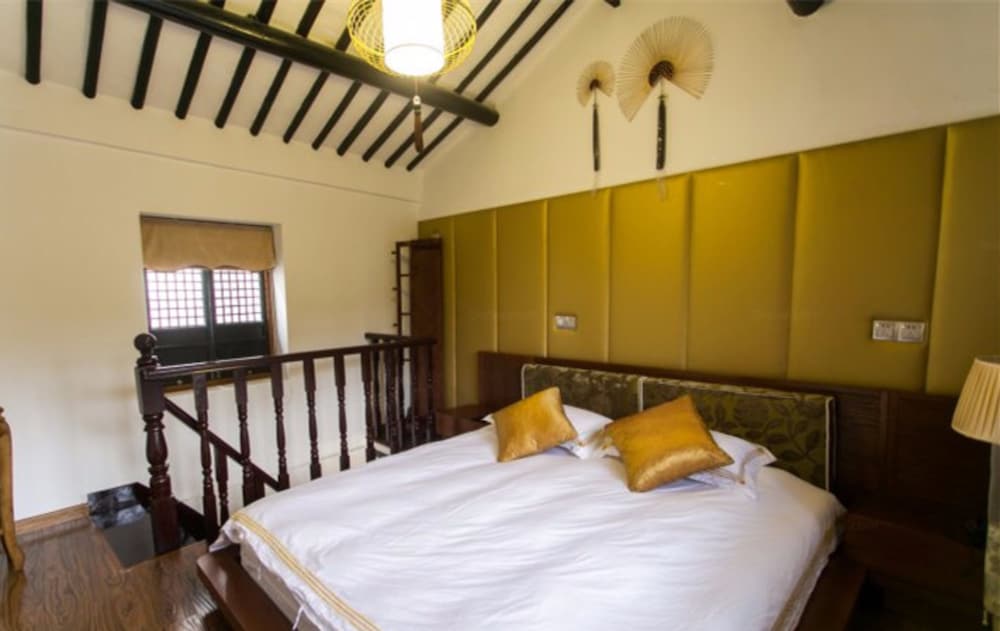 Zunyuelou Inn Tongli