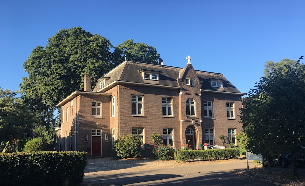 Gasthuis Pension Via Quidam