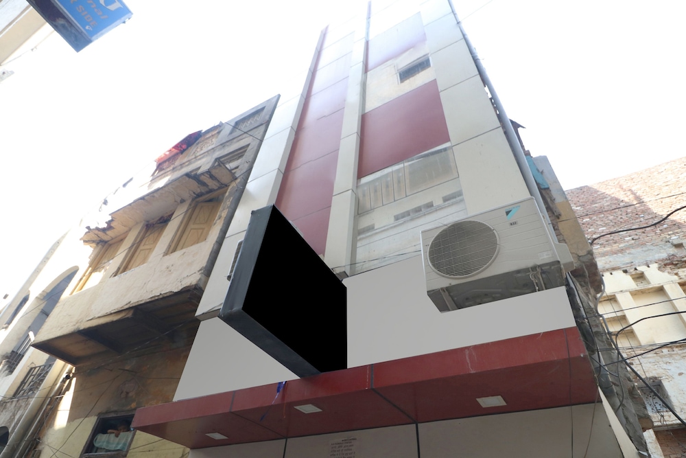 OYO 40297 A K Guest House view 2