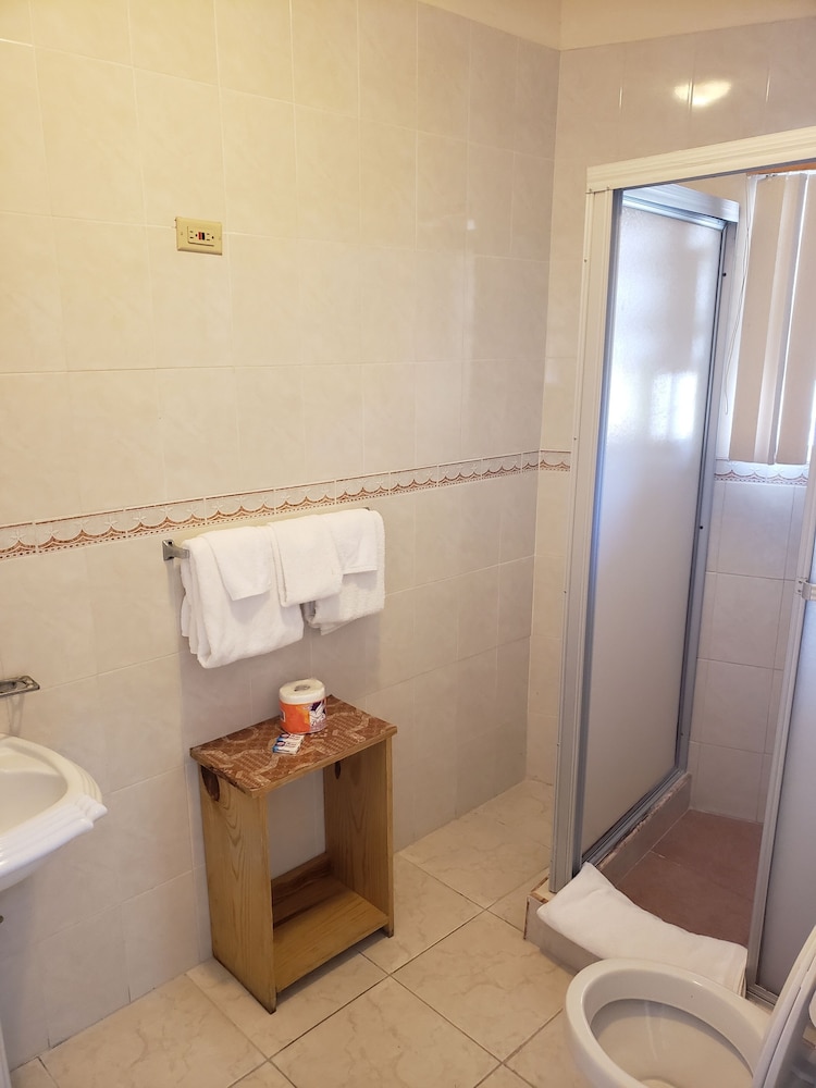 Jamaica Vacations - Holiday Haven Resort  Banquet Hall - Property Image 5
